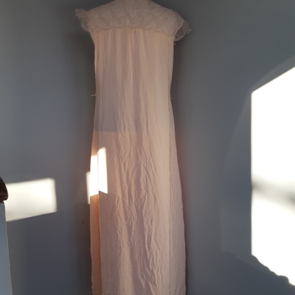 Vintage Desuged by Model Lingerie, Women's Sleepwear size S Pink whit embroidery - Picture 3 of 10